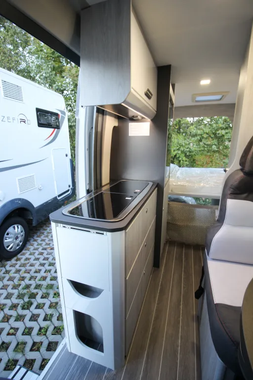 Bild 8: Wohnmobil für 2 Personen in Untersteinbach / Rauhenebrach mieten