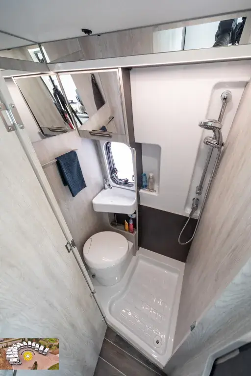 Bild 16: Wohnmobil für 2 Personen in Todtnau mieten