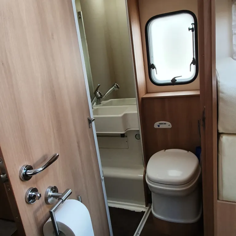 Bild 6: in Wesenberg Wohnmobil mieten