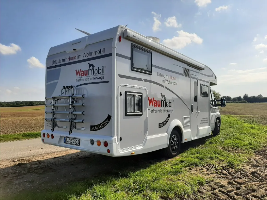 Bild 2: Wohnmobil mieten in Wesenberg Bild 2: Wohnmobil mieten in Wesenberg