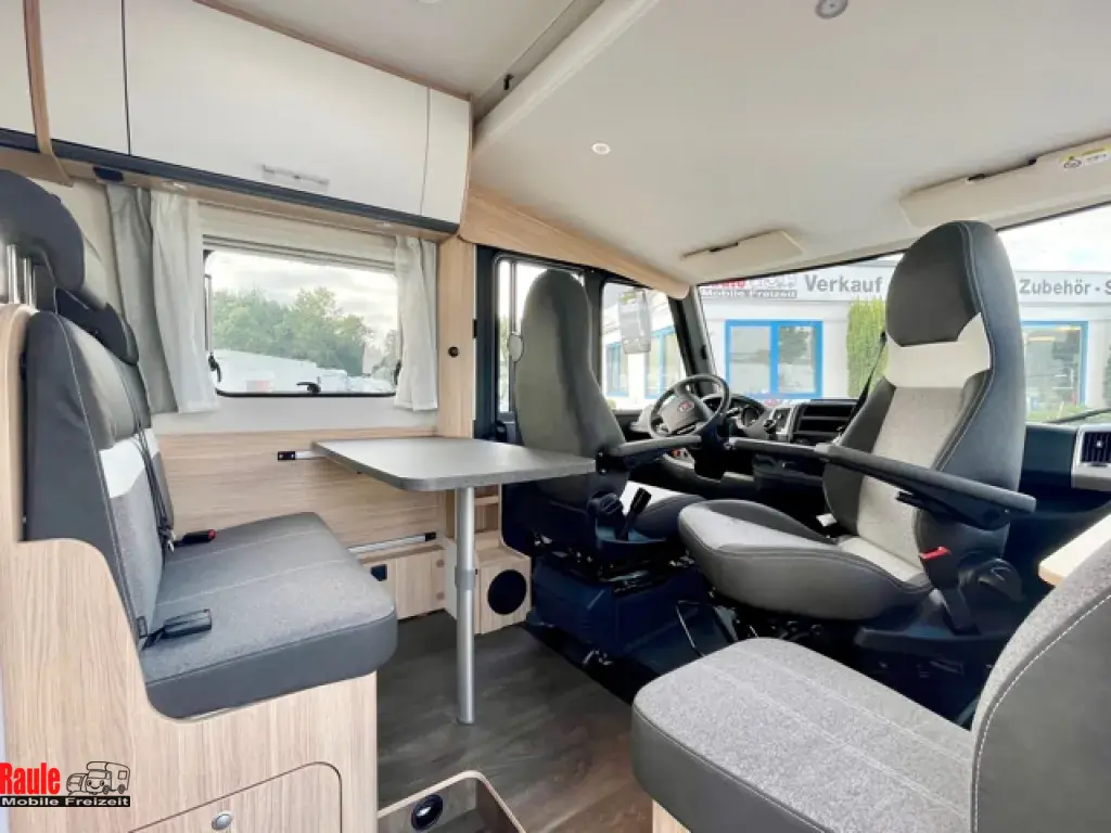 Bild 4: Wohnmobil von Sunlight mieten in Wiesbaden Bild 4: Wohnmobil von Sunlight mieten in Wiesbaden
