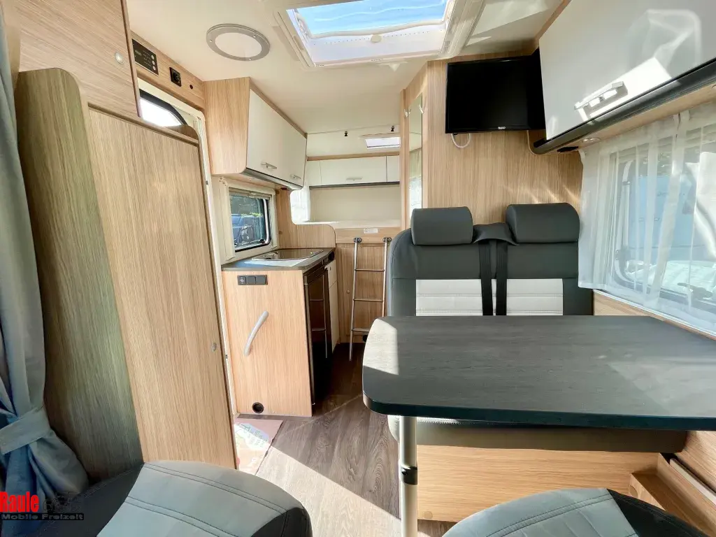 Bild 5: Wohnmobil in Wiesbaden online mieten