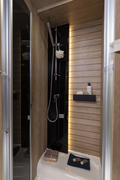 Bild 5: Wohnmobil in Dickenschied online mieten