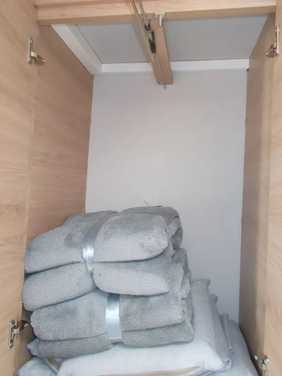 Bild 17: Knaus Südwind 460 EU 60 Years