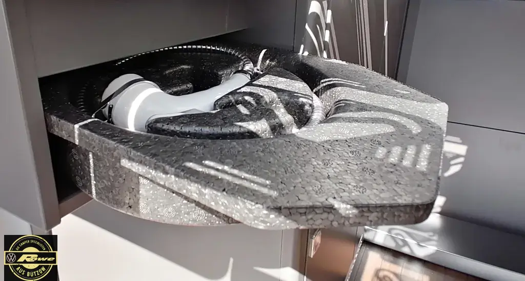 Bild 4: Wohnmobil von VW mieten in Bützow