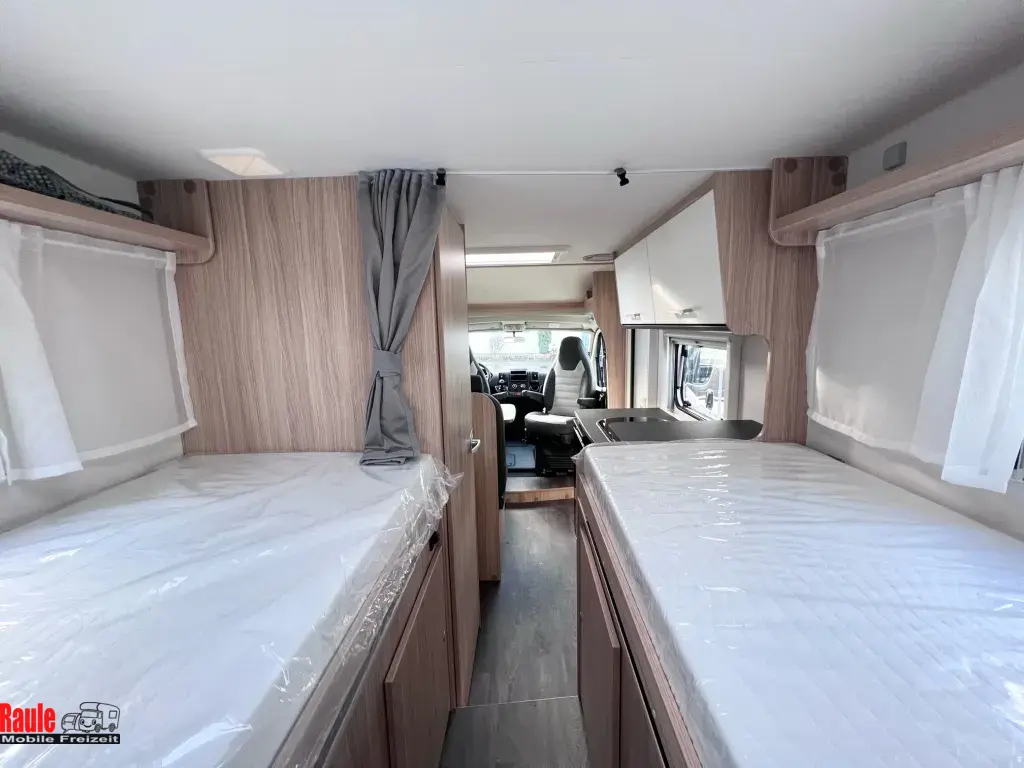 Bild 9: Sunlight V 66