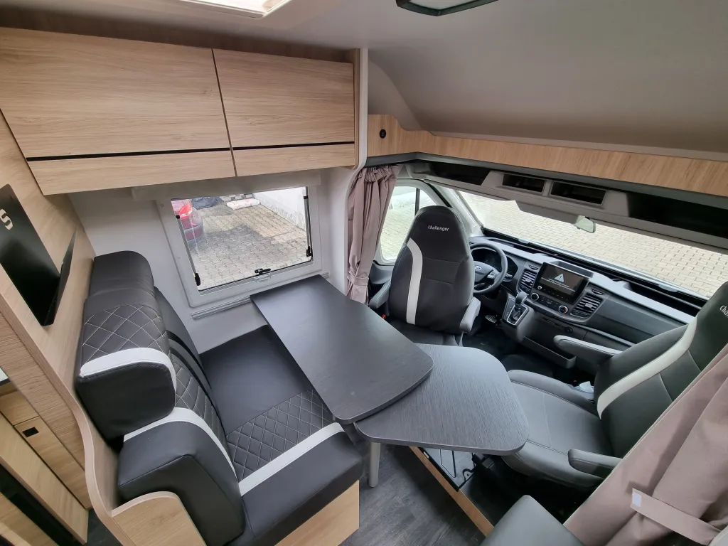 Bild 9: Challenger S-Teilintegrierte S217 Sport Edition