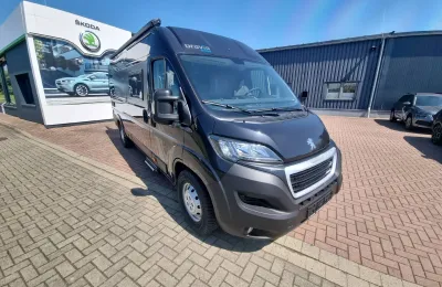 Bravia Mobil Swan 636