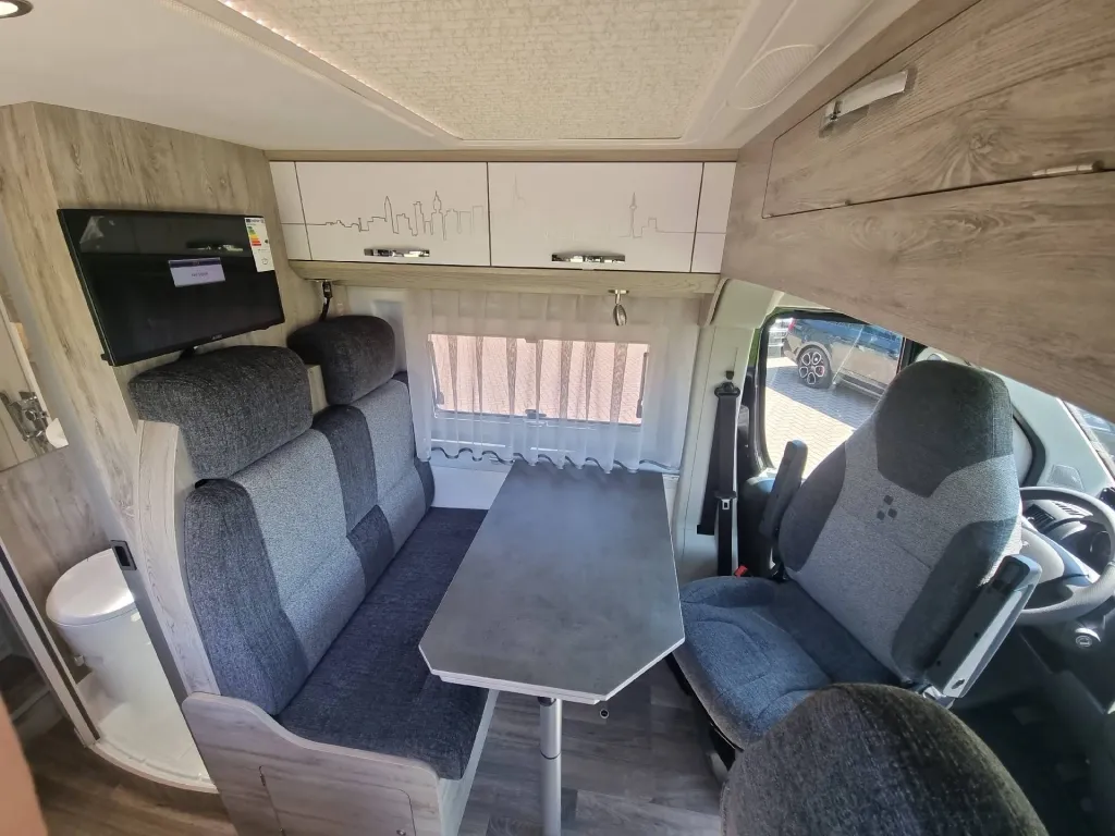 Bild 9: Bravia Mobil Swan 636 Bild 9: Bravia Mobil Swan 636