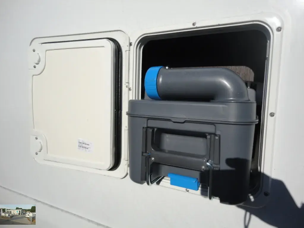 Bild 37: Wohnmobil in Blomberg online mieten Bild 37: Wohnmobil in Blomberg online mieten
