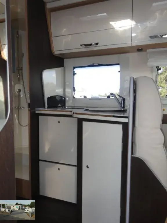 Bild 13: Wohnmobil in Blomberg online mieten