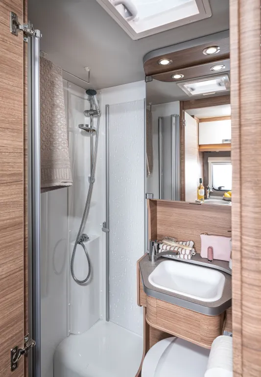 Bild 6: in Groß-Schacksdorf Wohnmobil mieten