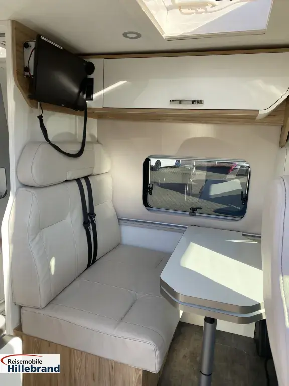 Bild 13: Wohnmobil in Paderborn online mieten