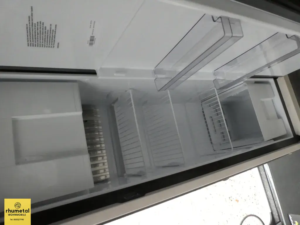 Bild 17: Challenger Teilintegriert 337 Graphite Ultimate Bild 17: Challenger Teilintegriert 337 Graphite Ultimate