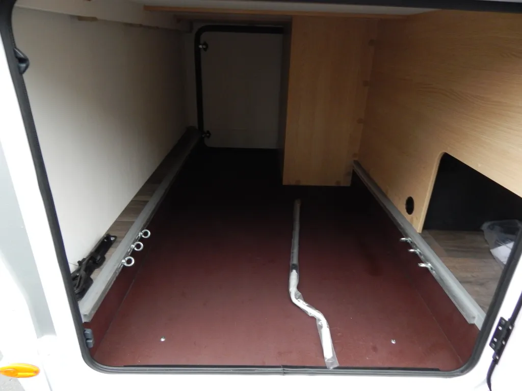 Bild 8: Wohnmobil für 3 Personen in Remscheid mieten