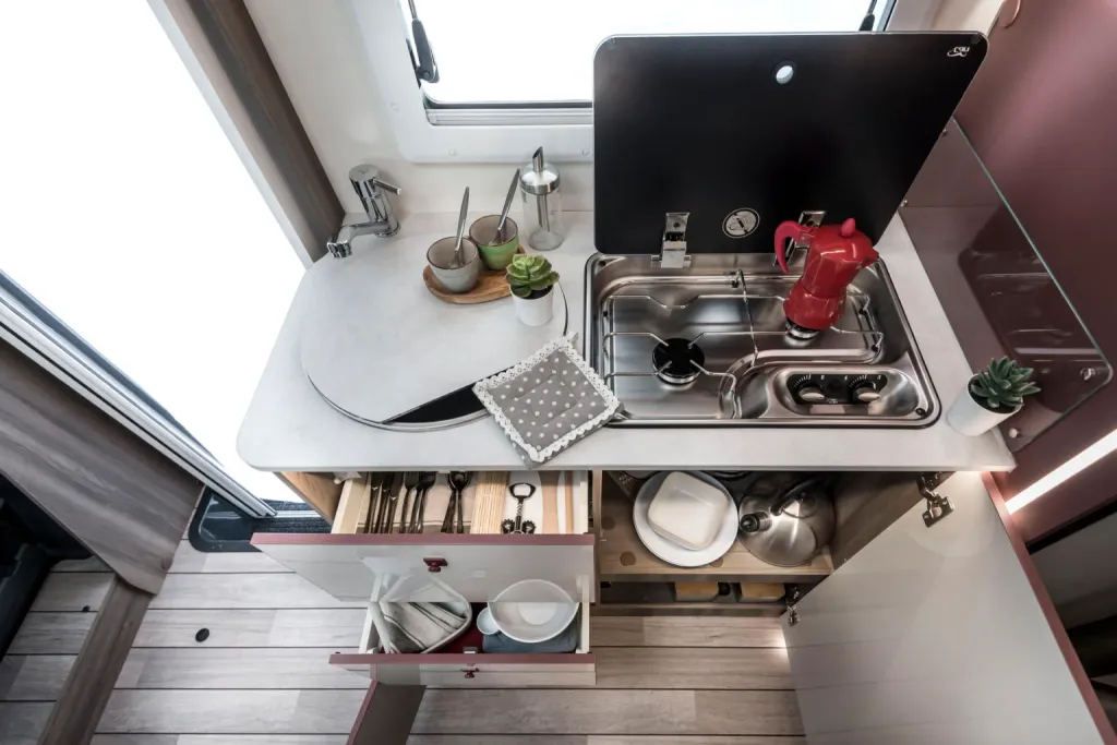 Bild 4: Wohnmobil von Roller Team mieten in Untersteinbach / Rauhenebrach