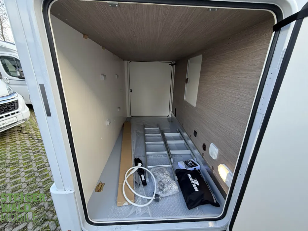 Bild 5: Wohnmobil in Untersteinbach / Rauhenebrach online mieten