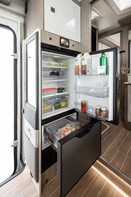 Bild 8: Wohnmobil für 4 Personen in Untersteinbach / Rauhenebrach mieten