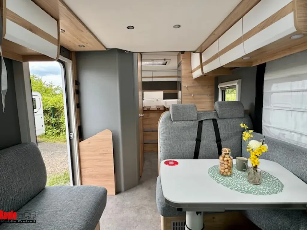 Bild 5: Wohnmobil in Wiesbaden online mieten