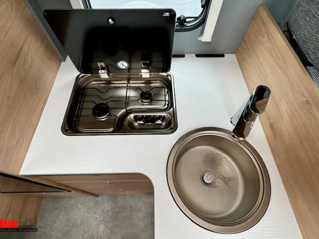 Bild 12: Wohnmobil von Dethleffs mieten in Wiesbaden