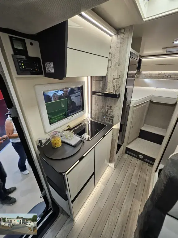 Bild 12: Wohnmobil von Forster mieten in Blomberg Bild 12: Wohnmobil von Forster mieten in Blomberg