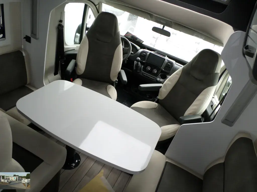 Bild 10: Wohnmobil mieten in Blomberg