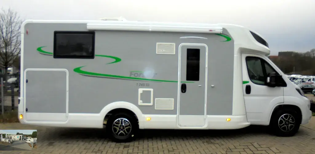 Bild 56: Wohnmobil für 4 Personen in Blomberg mieten