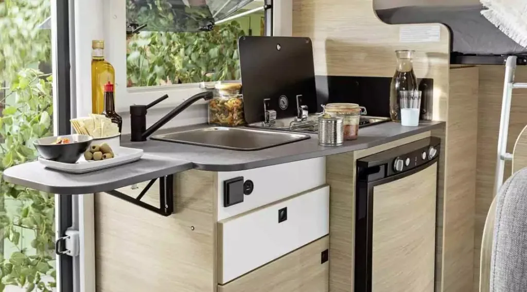 Bild 4: Wohnmobil von Challenger mieten in Schwelm