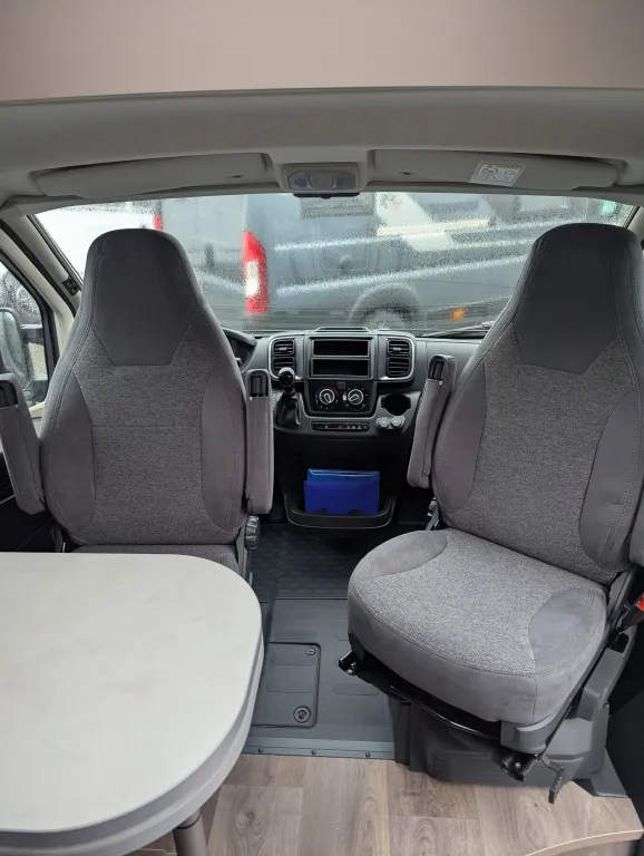 Bild 13: Wohnmobil in Kürnach online mieten