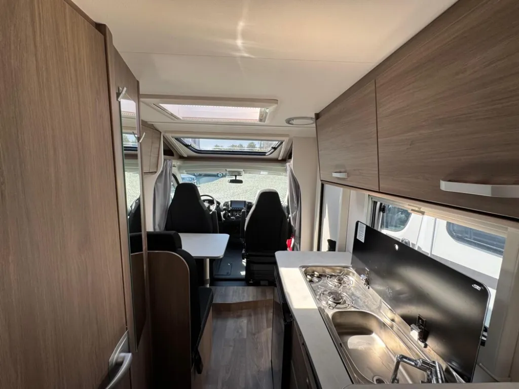 Bild 16: Wohnmobil für 2 Personen in Bamberg mieten