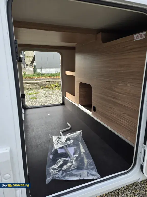 Bild 16: Wohnmobil für 2 Personen in Weißenhorn mieten Bild 16: Wohnmobil für 2 Personen in Weißenhorn mieten