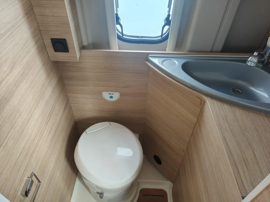 Bild 15: Roadcar Wohnmobil in Bamberg mieten