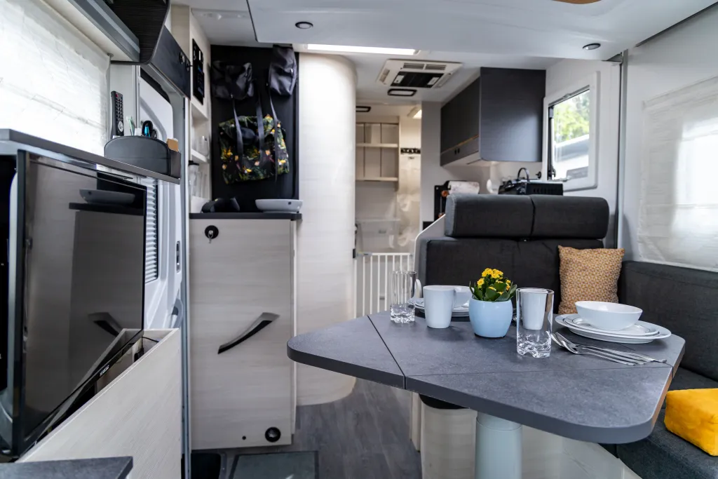 Bild 5: Wohnmobil in Marktbergel online mieten