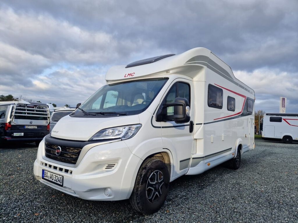 Bild 1: LMC Tourer Lift H 730G - Einzelbetten & Hubbett