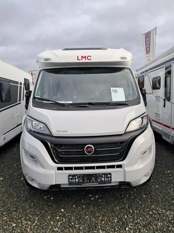 Bild 4: Wohnmobil von LMC mieten in Bamberg