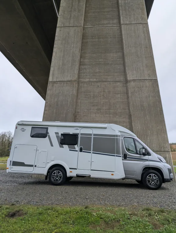 Bild 5: Wohnmobil in Kürnach online mieten