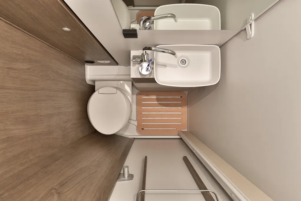 Bild 8: Wohnmobil für  Personen in Kürnach mieten