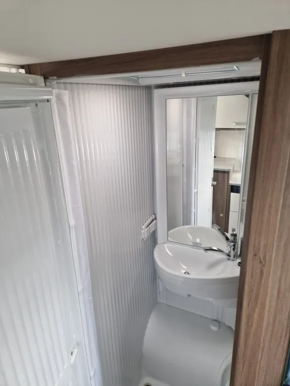 Bild 23: Carado Wohnmobil in Bamberg mieten