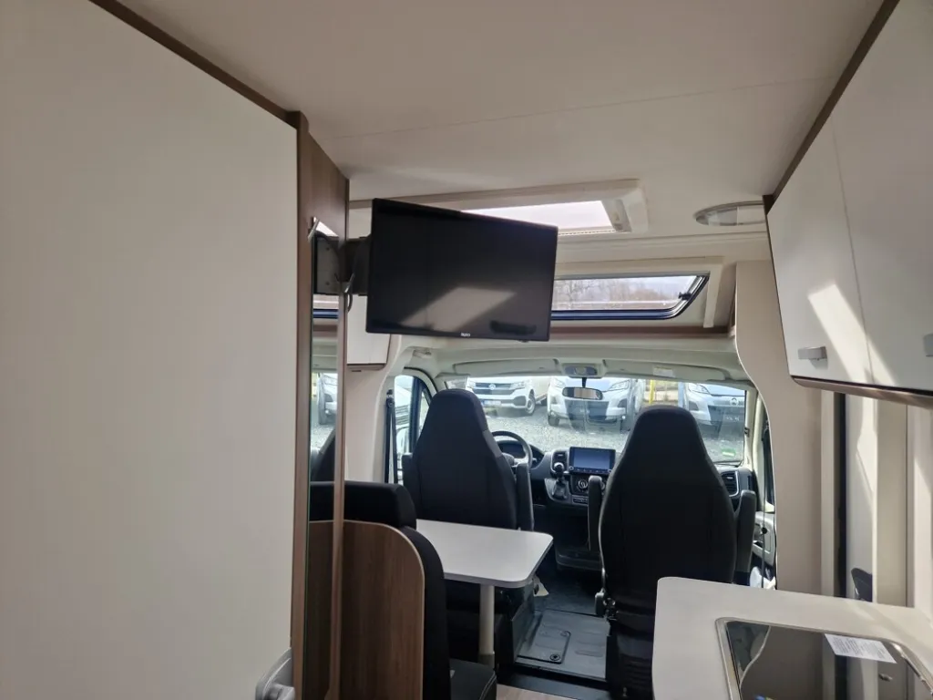 Bild 25: Carado V 337