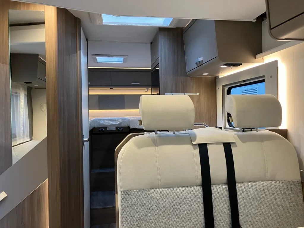 Bild 8: Wohnmobil für 4 Personen in Wernau mieten Bild 8: Wohnmobil für 4 Personen in Wernau mieten