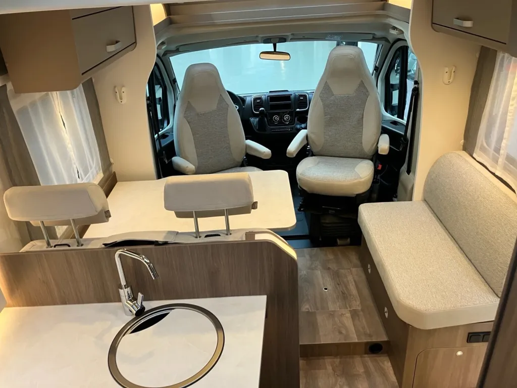 Bild 15: Carado Wohnmobil in Wernau mieten Bild 15: Carado Wohnmobil in Wernau mieten