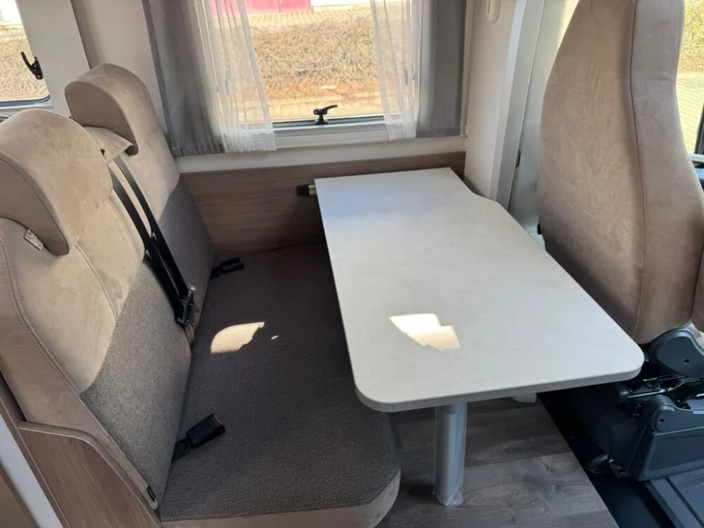 Bild 12: Wohnmobil von Carado mieten in Bamberg