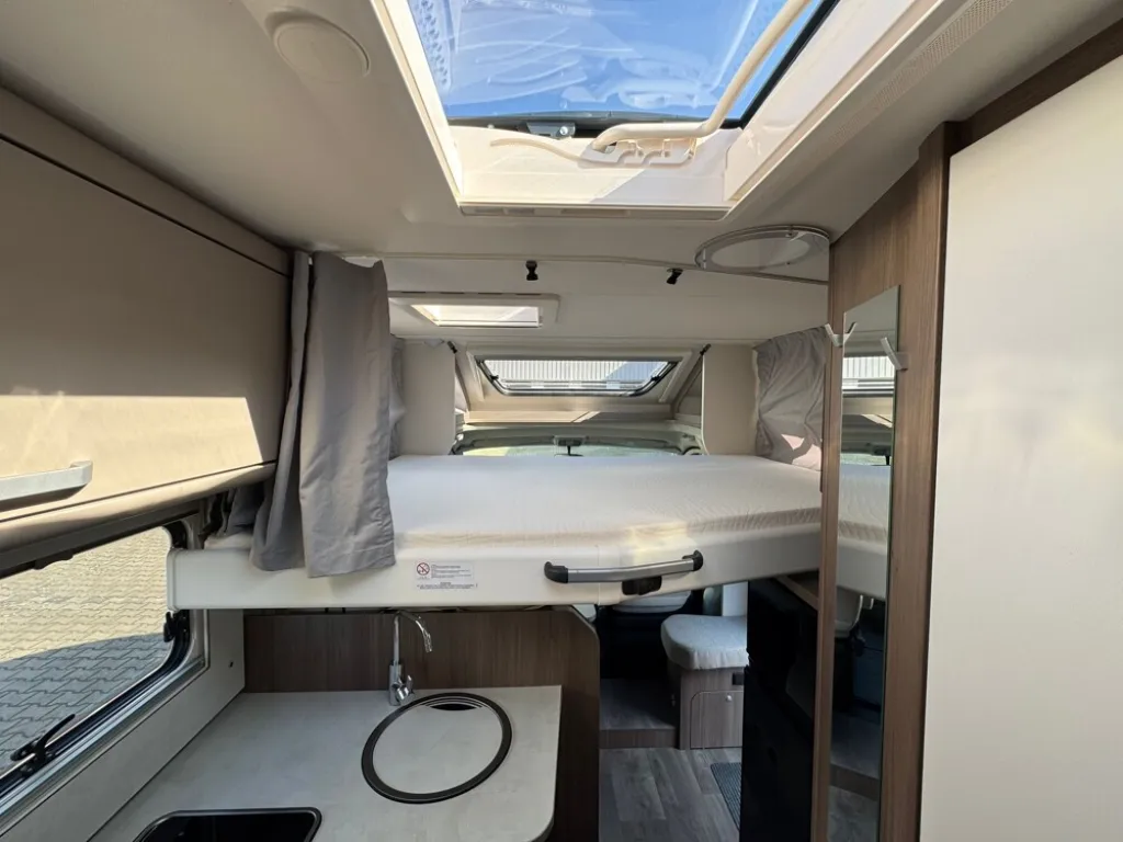 Bild 4: Wohnmobil von Carado mieten in Bamberg