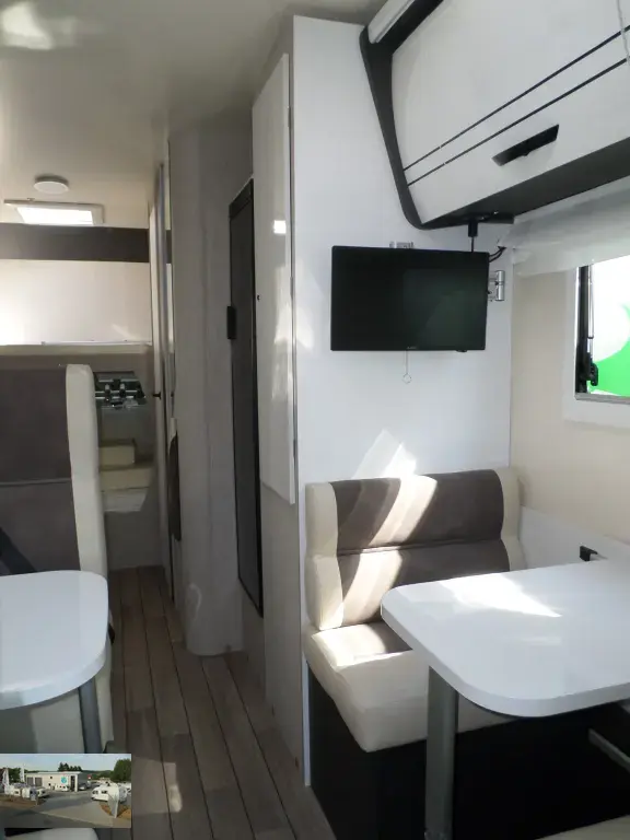 Bild 7: Forster Wohnmobil in Blomberg mieten Bild 7: Forster Wohnmobil in Blomberg mieten