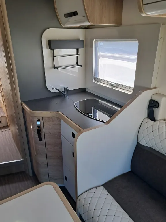 Bild 8: Wohnmobil für 4 Personen in Dickenschied mieten