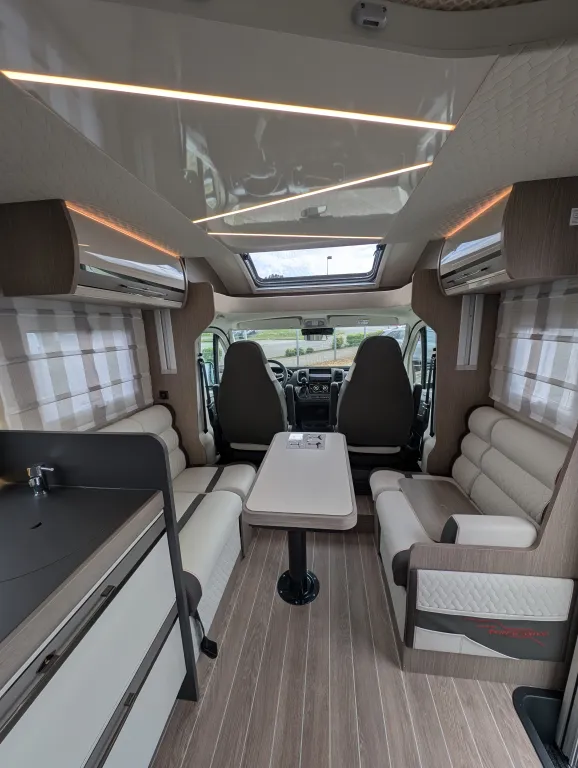 Bild 10: Wohnmobil mieten in Aschersleben Bild 10: Wohnmobil mieten in Aschersleben