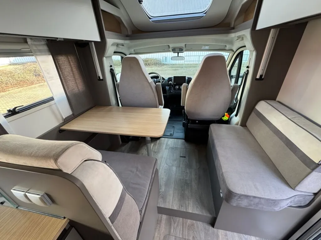 Bild 8: Wohnmobil für 4 Personen in Bamberg mieten Bild 8: Wohnmobil für 4 Personen in Bamberg mieten