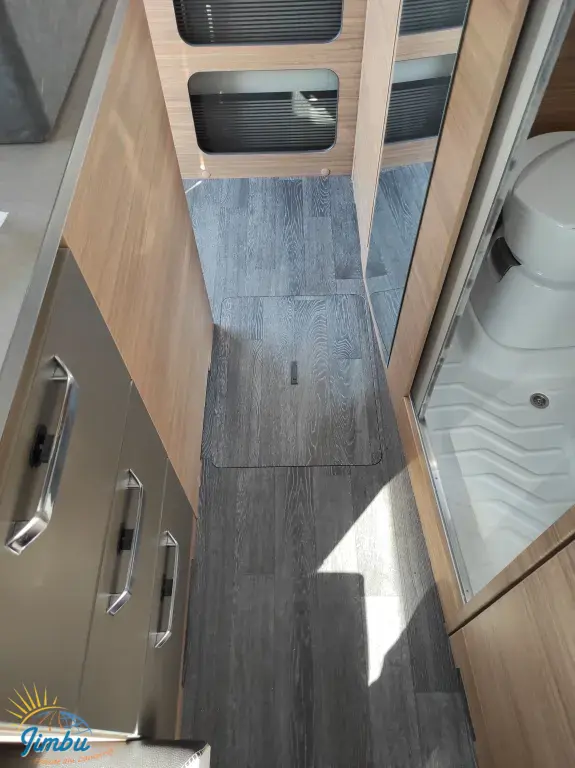 Bild 9: Weinsberg X-CURSION VAN 500 LT EDITION [PEPPER]